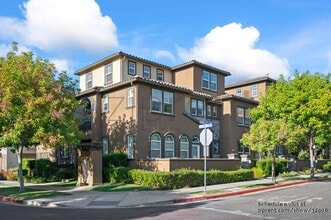 Building Photo - 3126 Fioli Way