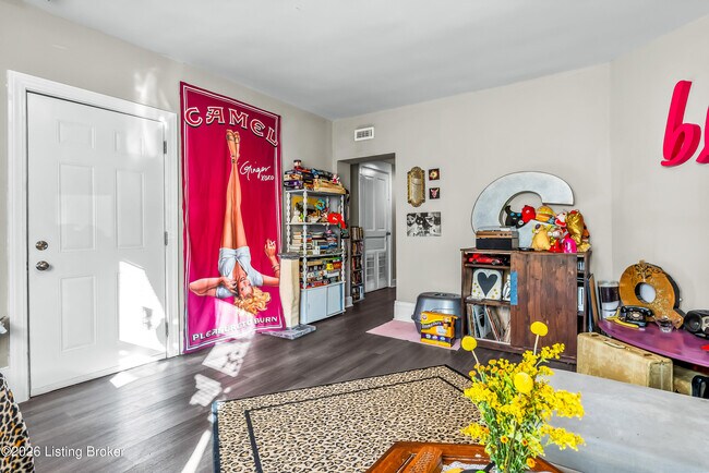 Foto del edificio - 1273 S Preston St