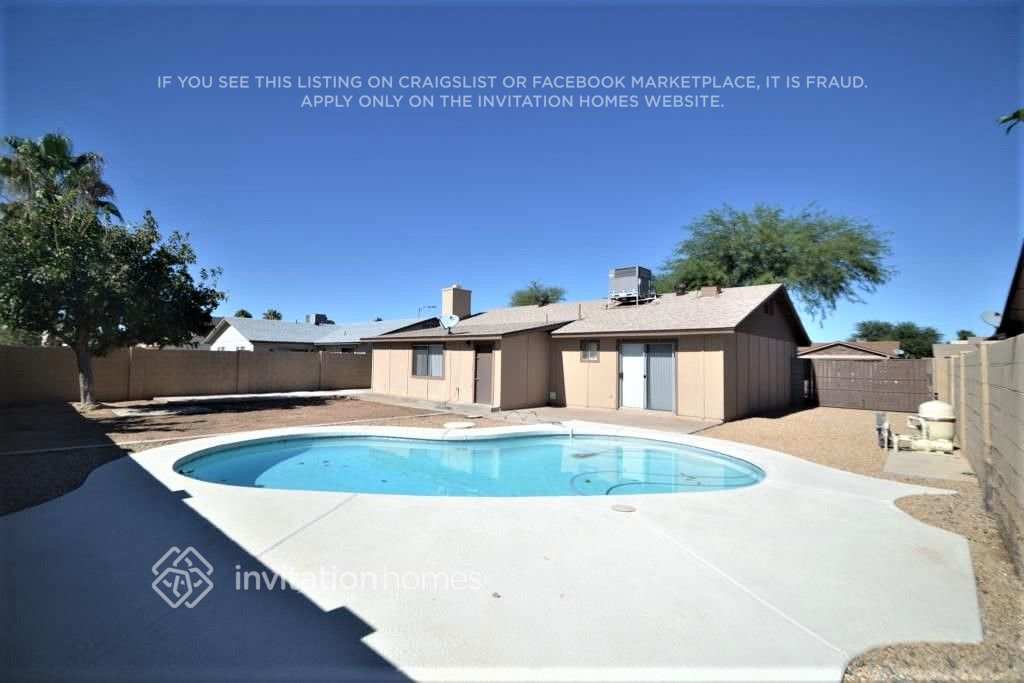 Foto del edificio - 2749 E John Cabot Rd