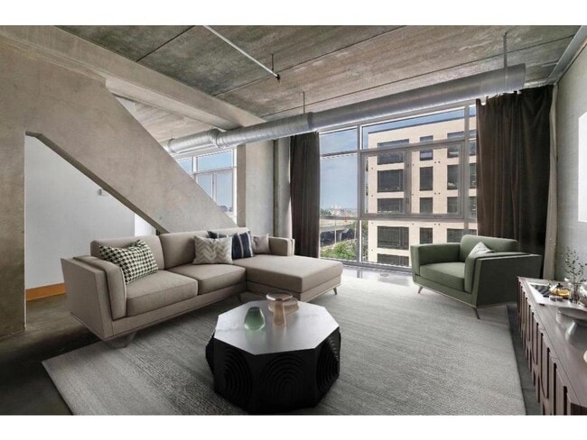 Foto del edificio - 345 N 6th Ave