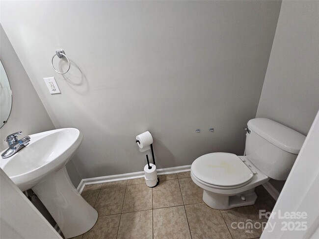 Foto del edificio - 3061 Hubbard Rd
