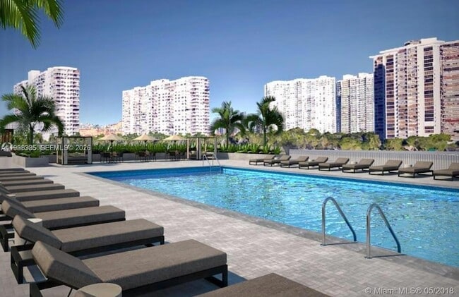 Building Photo - 18011 Biscayne Blvd