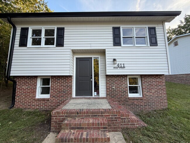 Foto del edificio - 411 Doak St