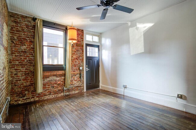 Foto del edificio - 1631 N Philip St