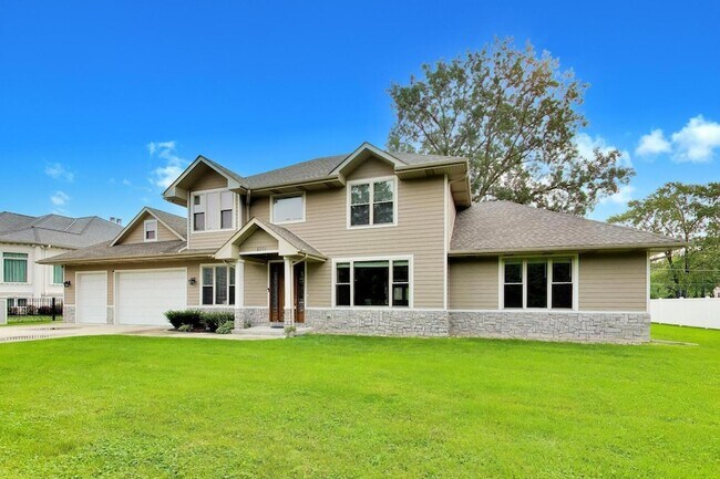 Foto del edificio - 2311 N Arlington Heights Rd
