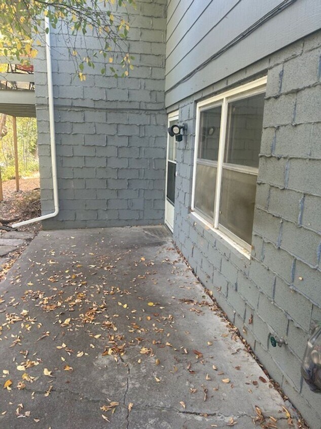 Foto del edificio - 1331 Clark Ave