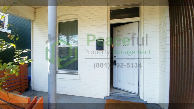 Foto del edificio - 838 Washington St