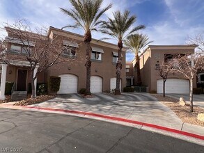 Building Photo - 801 Dana Hills Ct