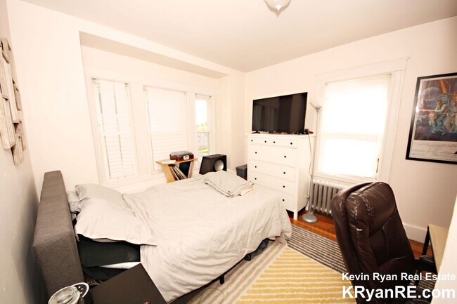 Building Photo - 19 Breck Ave