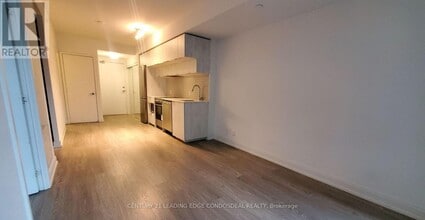 Building Photo - 181 Dundas St E