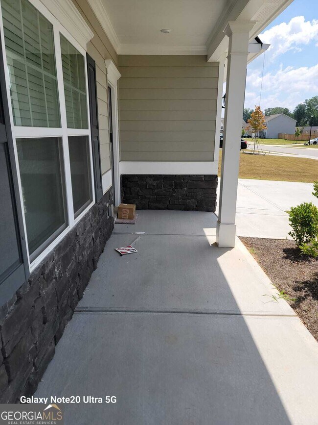 Foto del edificio - 1207 Lyndhurst Ln