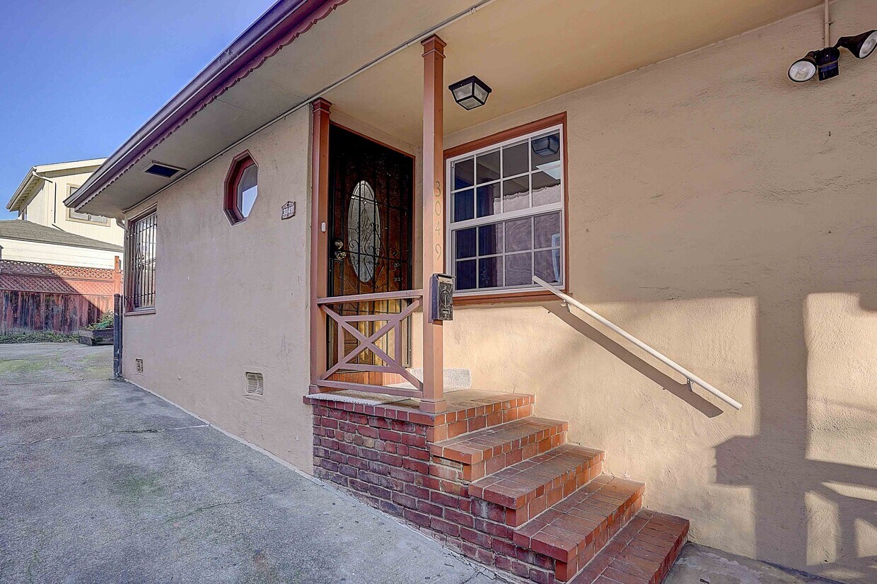 Primary Photo - 3049 Berlin way