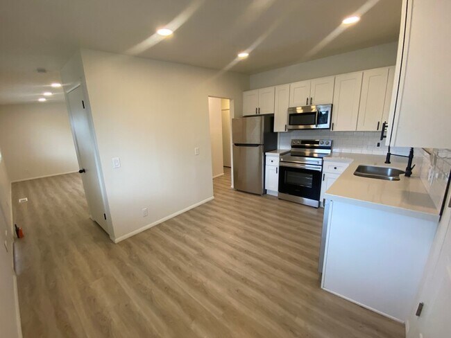 Building Photo - 4971 S 3535 W