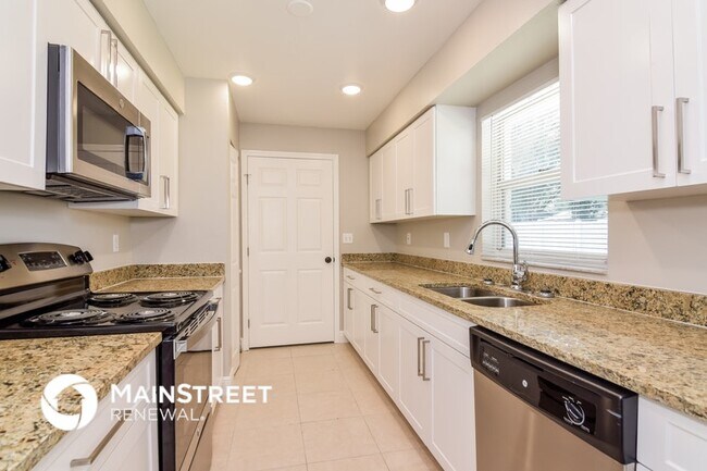 Foto del edificio - 6522 Dartmouth Rd