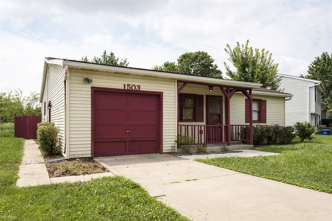 Building Photo - 1503 Willow View Dr