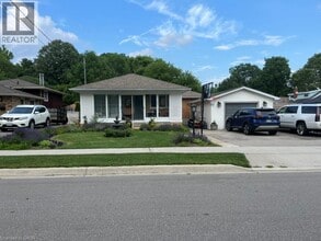 Building Photo - 235 Fearnwood St