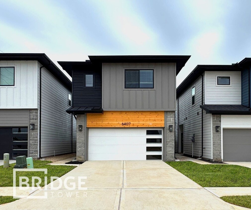 Primary Photo - 6407 Pne Hts Dr
