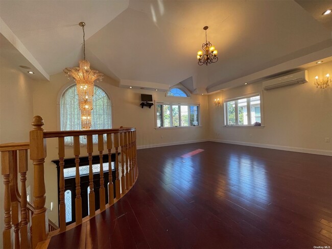 Foto del edificio - 48-19-48207 207th St