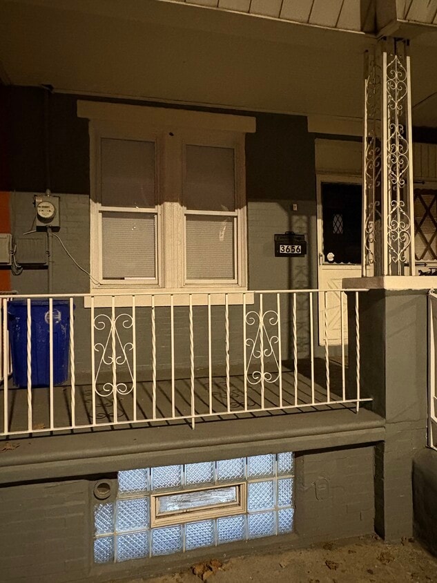 Primary Photo - 3656 Jasper St