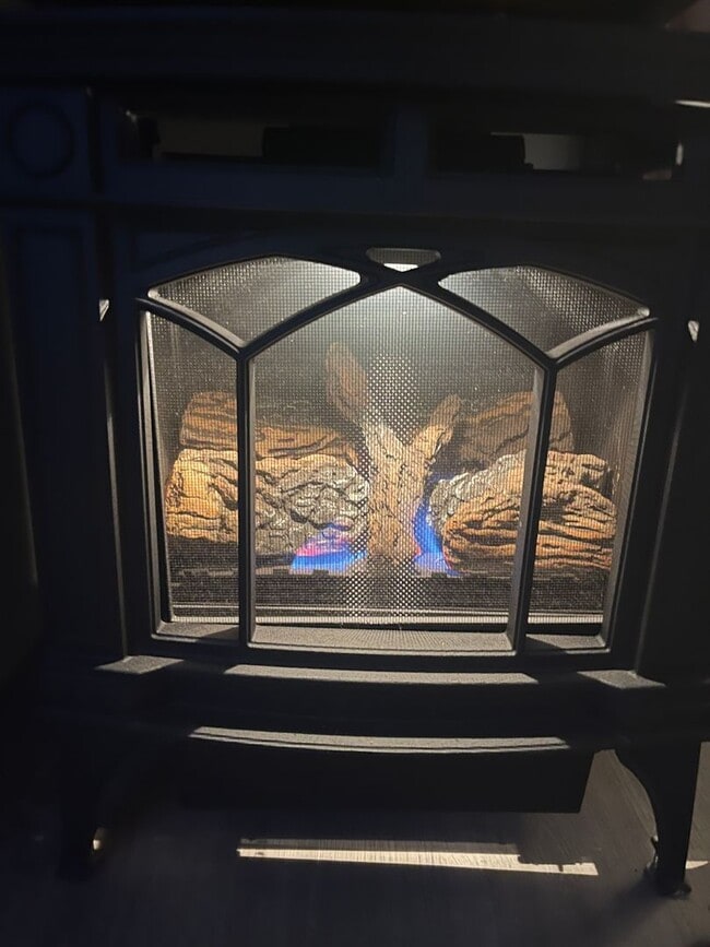 Foto del edificio - Cozy 1 Bed 1 Bath Downtown Renton !