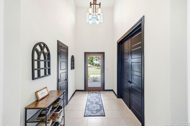 Foto del edificio - 418 Tawny Oak Cir