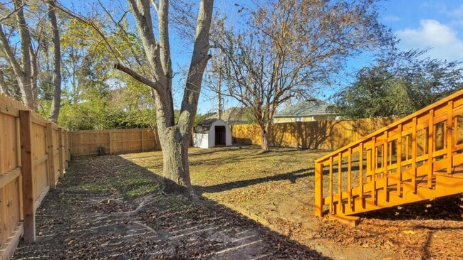 Building Photo - 3713 Mulligan Rd