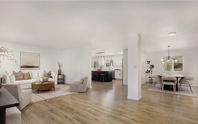 Foto del edificio - 6909 Harvest Rd