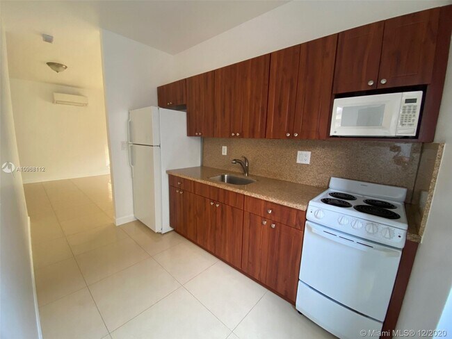 Foto del edificio - 4752 SW 2nd Terrace
