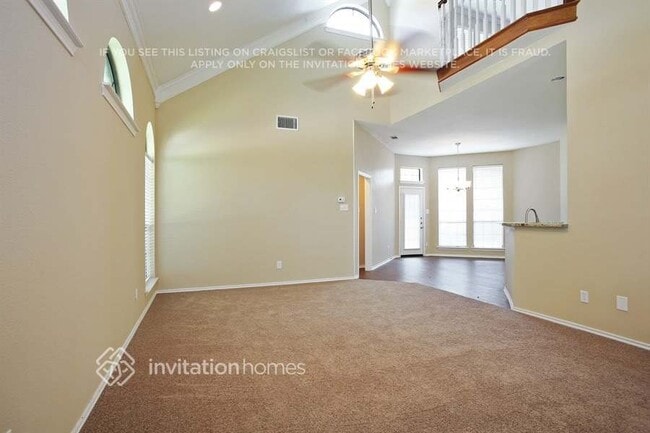 Building Photo - 8809 Clearlake Dr