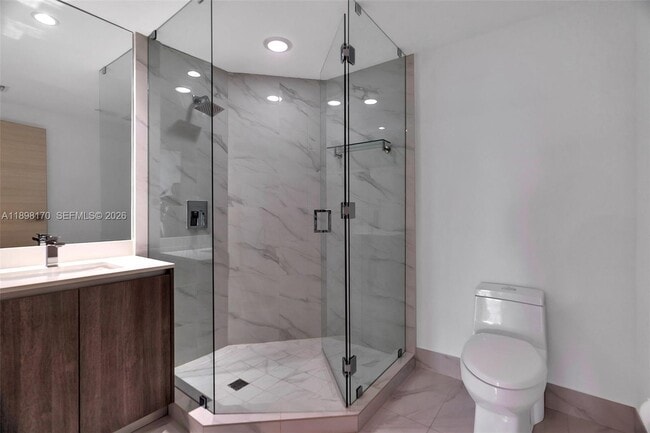 Building Photo - 801 S Miami Ave