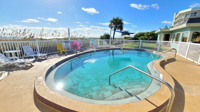Foto del edificio - Historic Beach Island Resort-Cocoa Beach