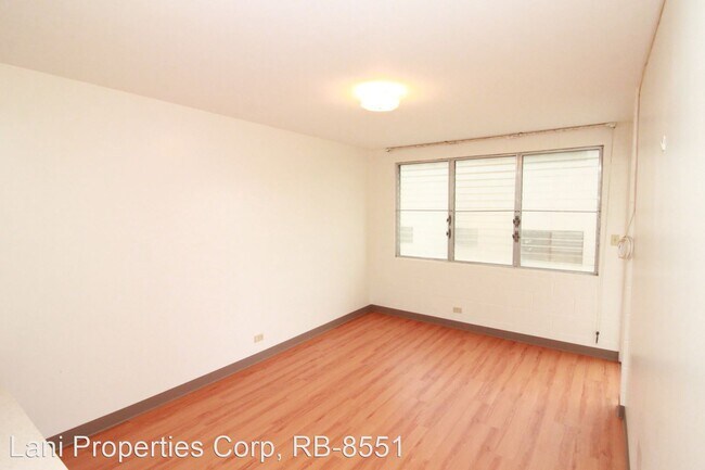 Building Photo - 1060 Green St