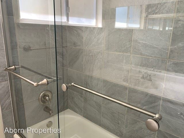 Foto del edificio - 2724-2726 Newhall St