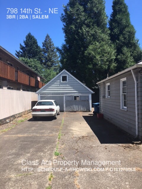 Building Photo - 798 14th St NE