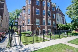Building Photo - 7610 S Saginaw Ave