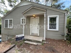 Building Photo - 4300-14302 Wentworth Dr