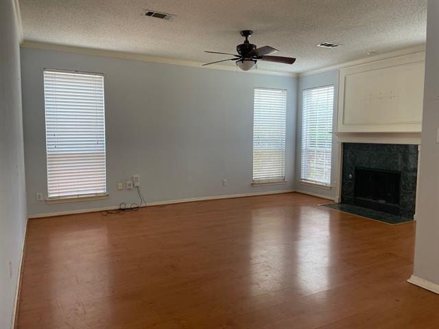 Foto del edificio - 18847 Park Grove Ln