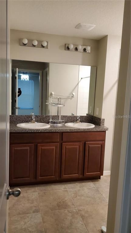 Foto del edificio - 5125 Brickwood Rise Dr