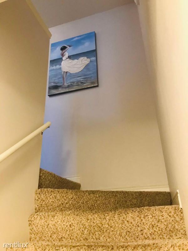 Foto del edificio - 2 br, 2 bath Condo - 550 Pewaukee Rd