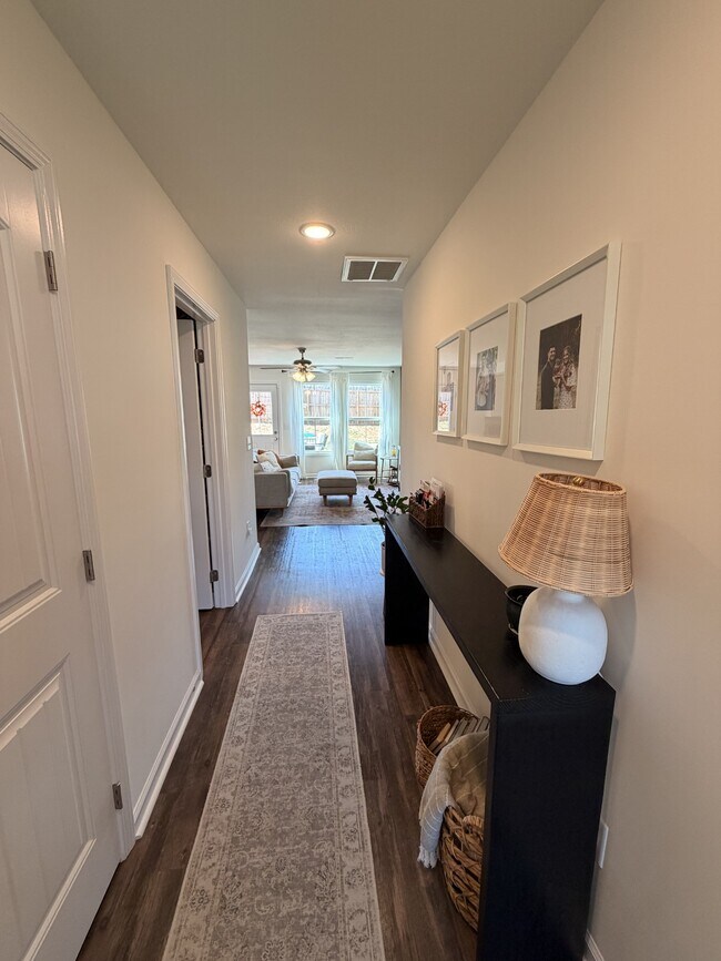 Foto del edificio - 136 Quarry Rdg Rd