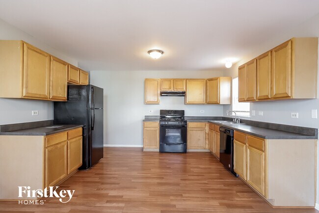 Foto del edificio - 2325 N Salem Ln