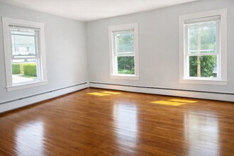 Building Photo - 85 Pearl St