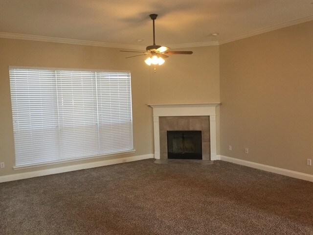 Building Photo - 1648 Summerdown Way