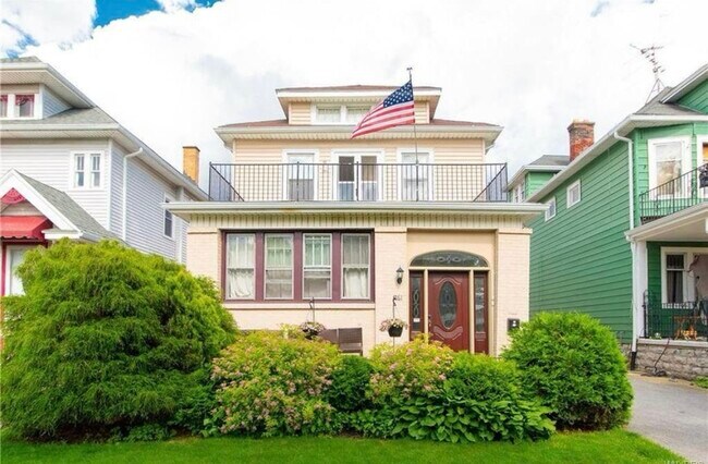 Foto del edificio - 261 Sterling Ave