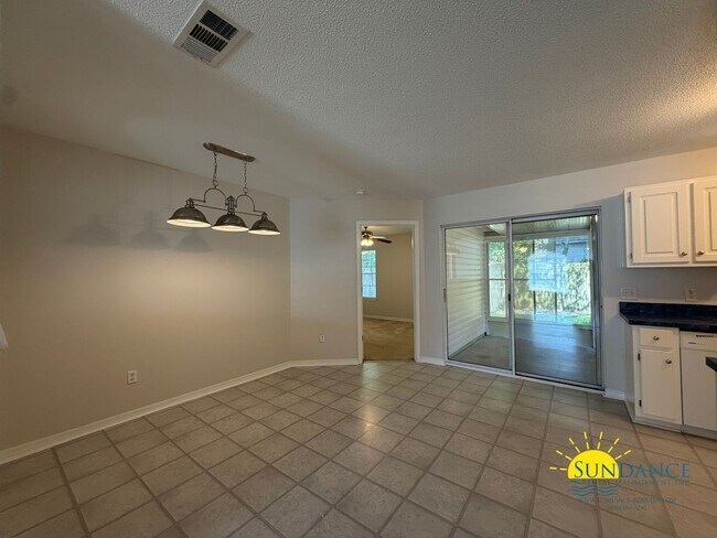 Foto del edificio - Great 3 Bedroom Home in Fort Walton Beach!