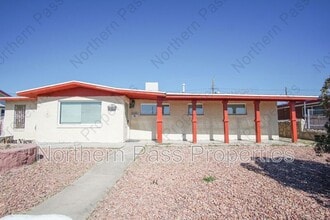 Building Photo - 8125 Loma Terrace Rd