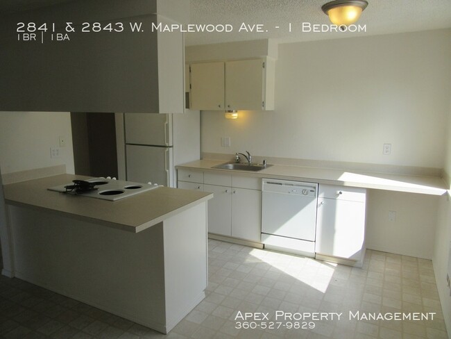 Foto del edificio - 2843-2843 W Maplewood Ave