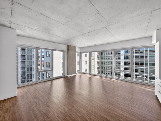 Foto del edificio - 167 N Desplaines St