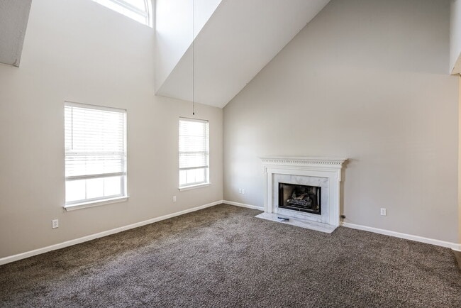 Building Photo - 5404 Sunnyvale Dr