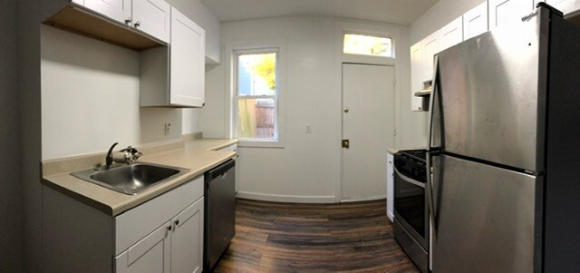 Building Photo - 246 Ater Way